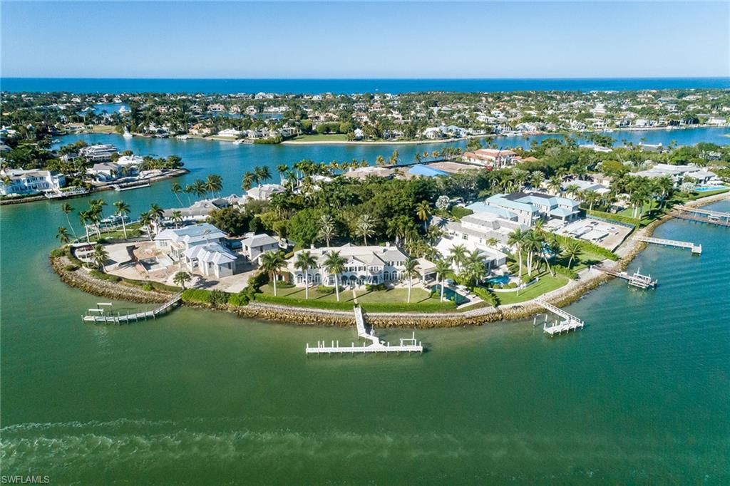 1975 Galleon DR, NAPLES, FL 34102 — photo 2