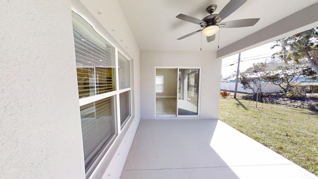 418 Easy Street, Sebastian, FL 32958