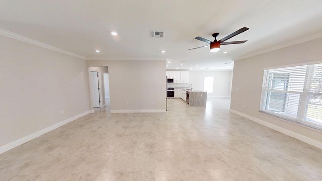 418 Easy Street, Sebastian, FL 32958