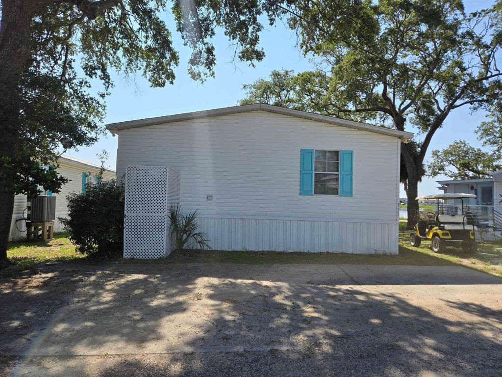 335 Yucca Circle, Garden City Beach, SC 29576 — photo 3