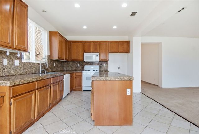 3860 Bella Isola, Perris, CA 92571