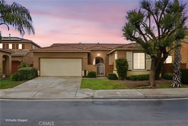 3860 Bella Isola, Perris, CA 92571