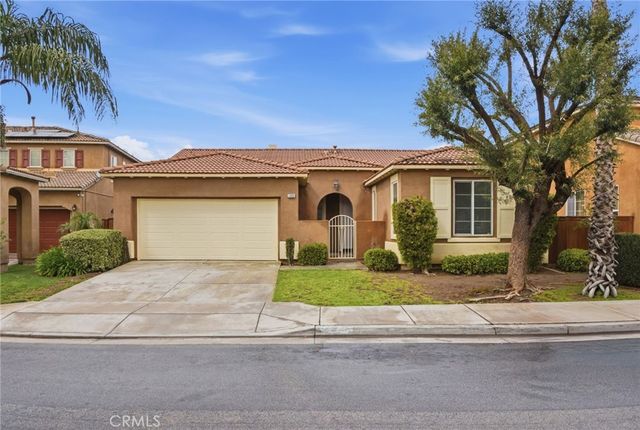 3860 Bella Isola, Perris, CA 92571