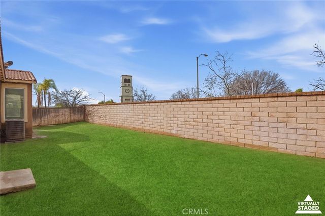 3860 Bella Isola, Perris, CA 92571