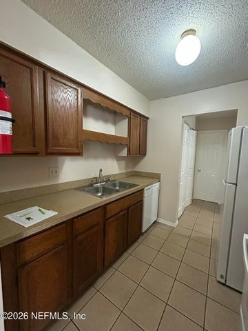 470 CRABAPPLE Court D, Orange Park, FL 32073