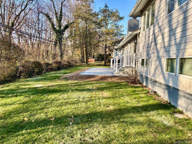 22 Olive Street, Lake Success, NY 11020