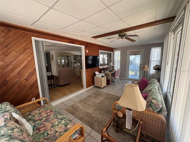 611 IRIS DRIVE, Venice, FL 34293