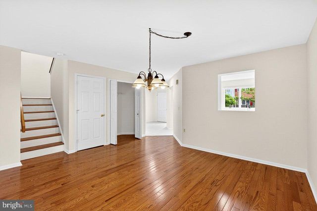 3 ASTOR CT, Princeton, NJ 08540
