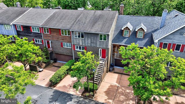3 ASTOR CT, Princeton, NJ 08540
