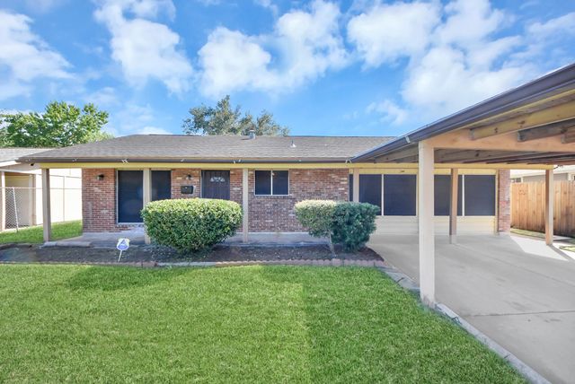 5846 Hirondel Street, Houston, TX 77033