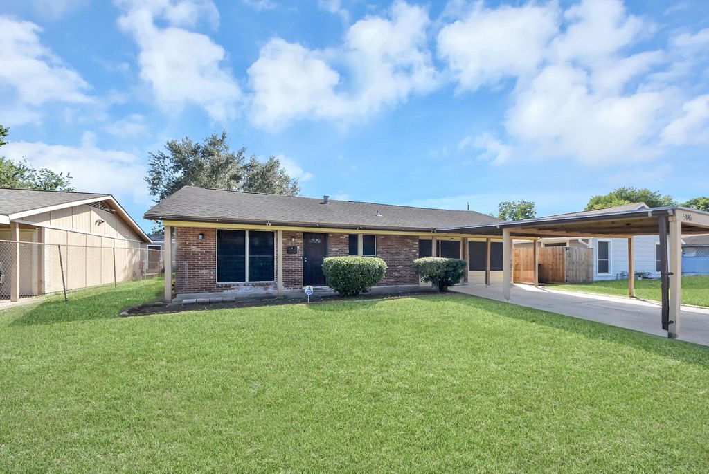 5846 Hirondel Street, Houston, TX 77033