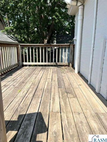 326 E Vine Street, Mankato, MN 56001