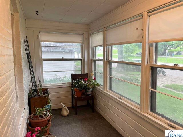 326 E Vine Street, Mankato, MN 56001