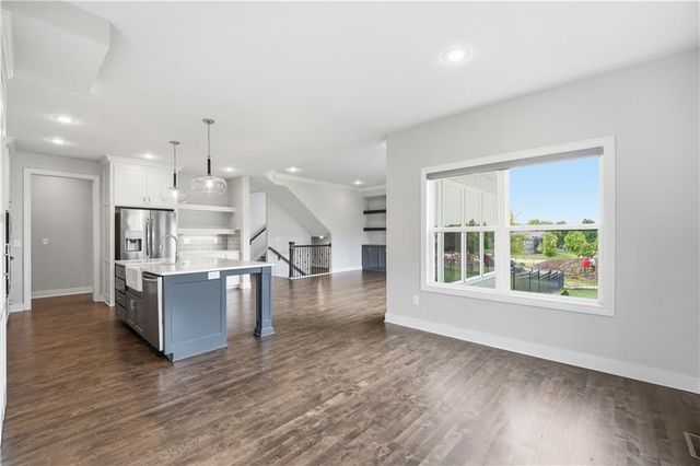 10702 W 171st Terrace, Overland Park, KS 66221