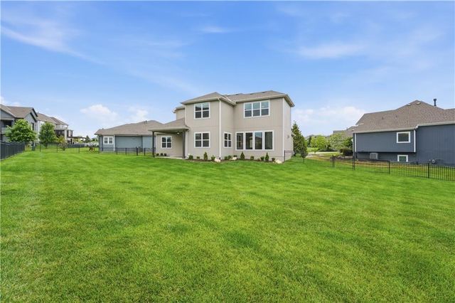 10702 W 171st Terrace, Overland Park, KS 66221