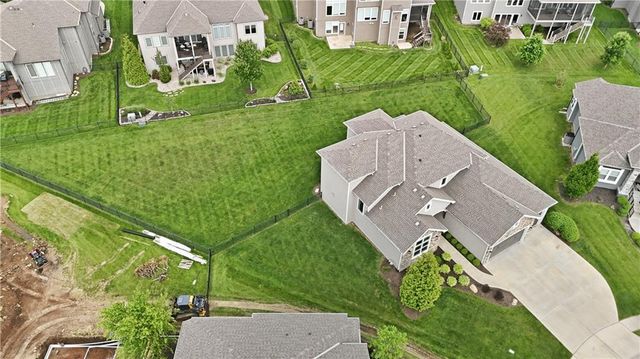 10702 W 171st Terrace, Overland Park, KS 66221