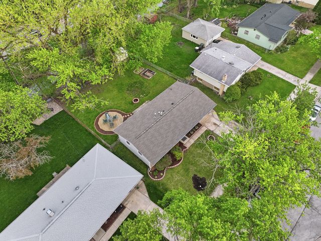 18847 Greenbay Avenue, Lansing, IL 60438