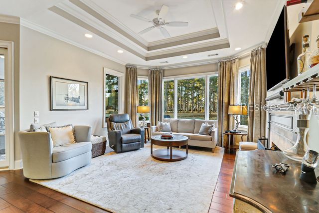 10 Abbeville Ct, Bluffton, SC 29910