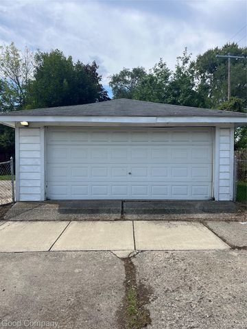16711 Eastburn Street, Detroit, MI 48205