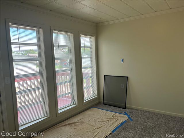 16711 Eastburn Street, Detroit, MI 48205