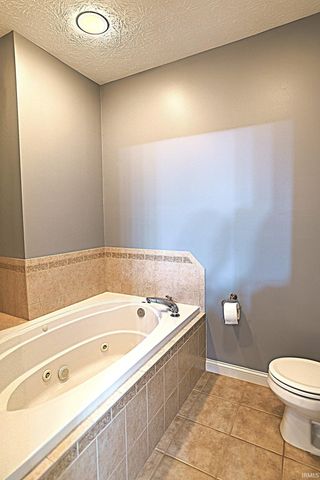 4627 Duckhorn Lane, Lafayette, IN 47909