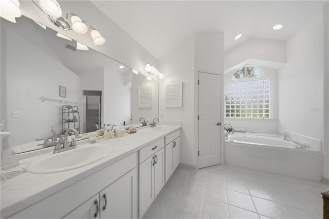 1725 NW 113TH DRIVE, Gainesville, FL 32606