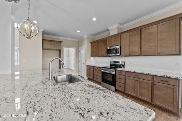 204 Shortleaf Drive, Grimesland, NC 27837