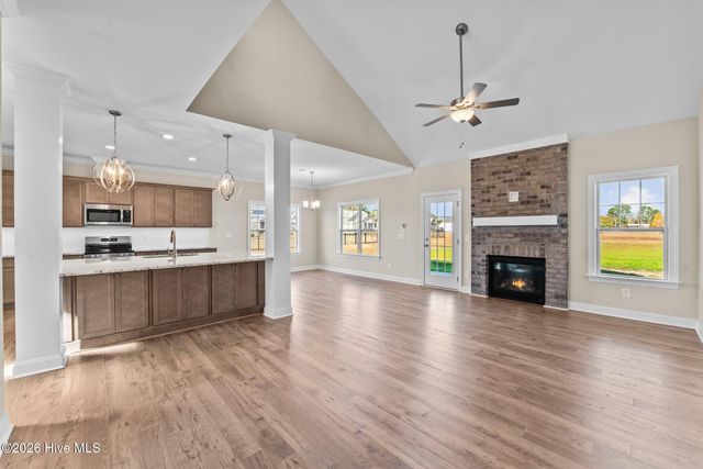 204 Shortleaf Drive, Grimesland, NC 27837