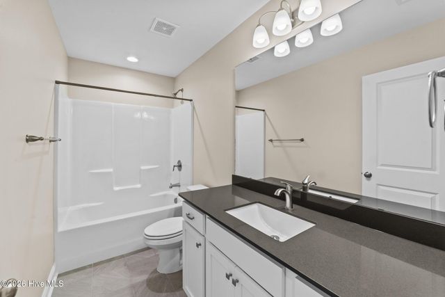 204 Shortleaf Drive, Grimesland, NC 27837