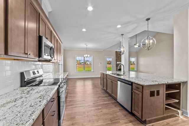 204 Shortleaf Drive, Grimesland, NC 27837