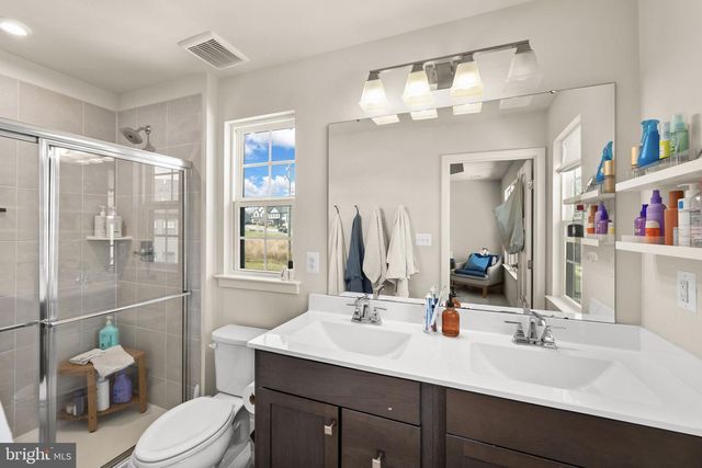 1128 SPUR LN, Fredericksburg, VA 22401