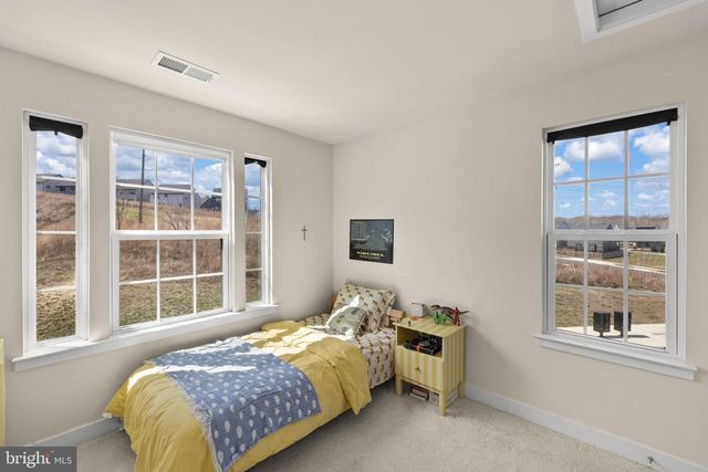 1128 SPUR LN, Fredericksburg, VA 22401