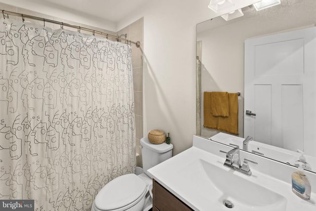 1128 SPUR LN, Fredericksburg, VA 22401