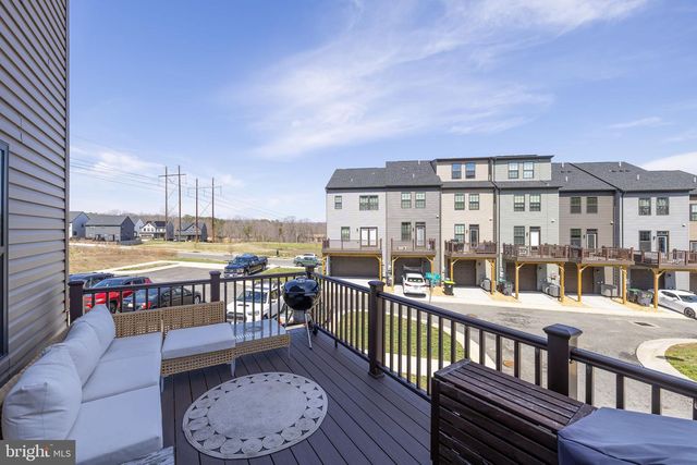 1128 SPUR LN, Fredericksburg, VA 22401