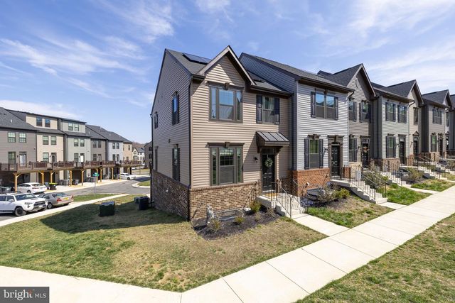 1128 SPUR LN, Fredericksburg, VA 22401