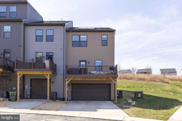 1128 SPUR LN, Fredericksburg, VA 22401