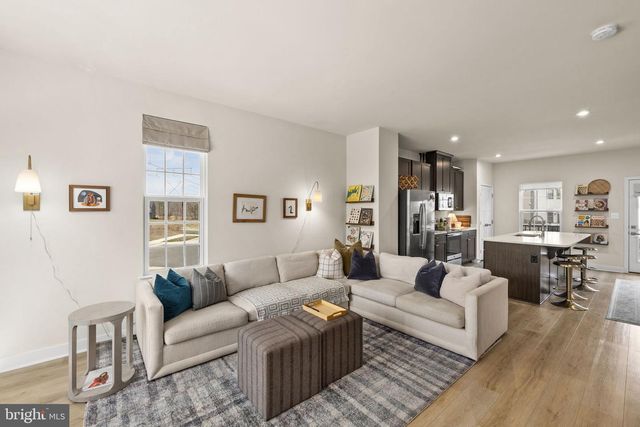 1128 SPUR LN, Fredericksburg, VA 22401