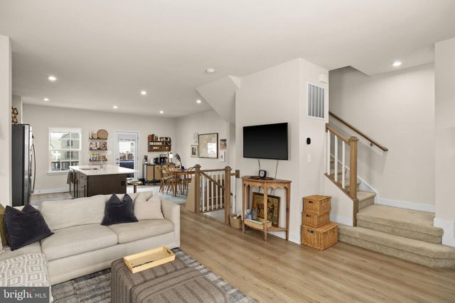 1128 SPUR LN, Fredericksburg, VA 22401