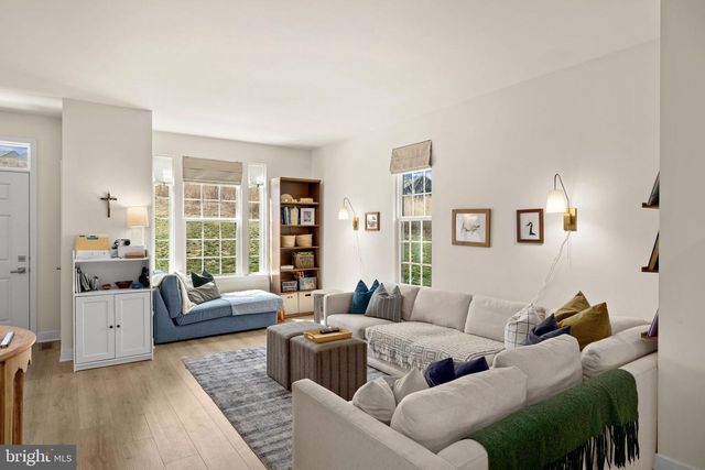 1128 SPUR LN, Fredericksburg, VA 22401