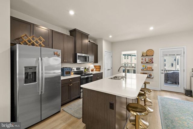 1128 SPUR LN, Fredericksburg, VA 22401