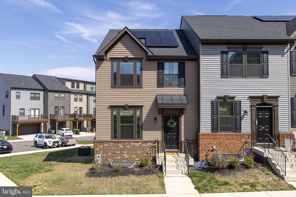 1128 SPUR LN, Fredericksburg, VA 22401