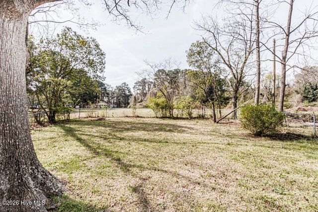 605 Kingston Avenue, Rocky Mount, NC 27803