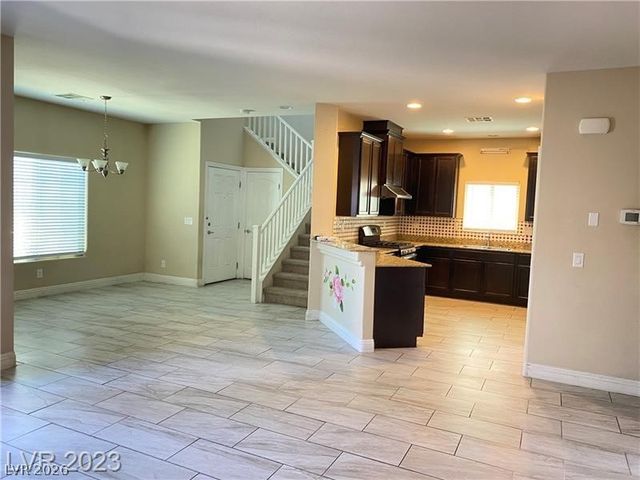 9562 Volk Avenue, Las Vegas, NV 89178