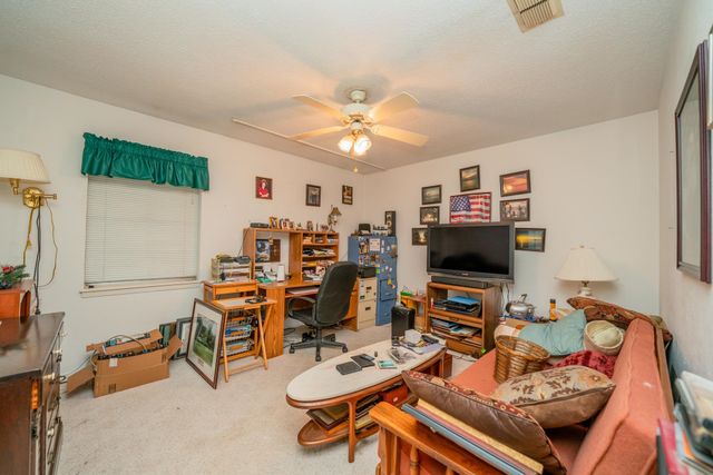 3105 KATHLEEN DR, Longview, TX 75604