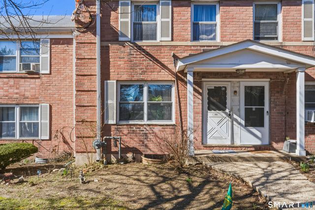 1060 East Main Street 14-D, Stamford, CT 06902