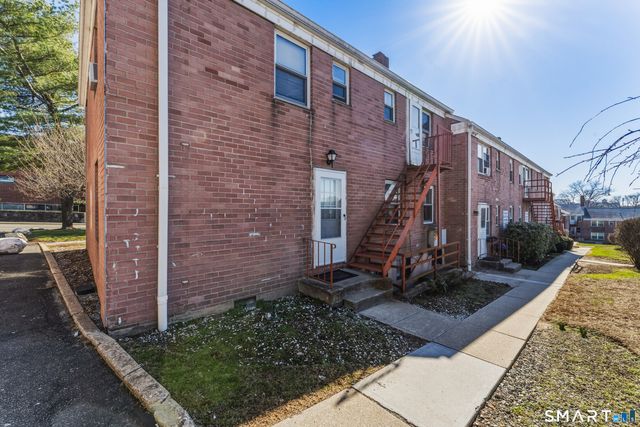 1060 East Main Street 14-D, Stamford, CT 06902