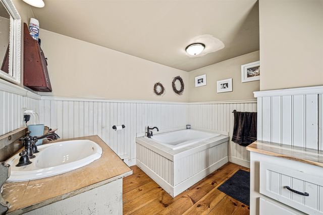 12 Loring Drive, Rochester, NH 03839