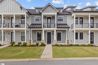 1109 Syrah Lane, Duncan, SC 29334