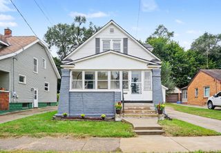1537 Powers Avenue NW, Grand Rapids, MI 49504