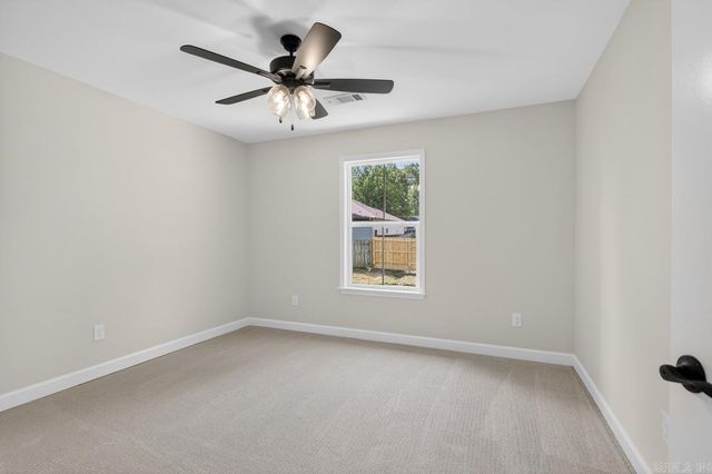 212 Pineview Avenue, Sherwood, AR 72120